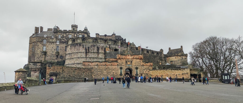 Ulaz u Edinburgh castle. 
